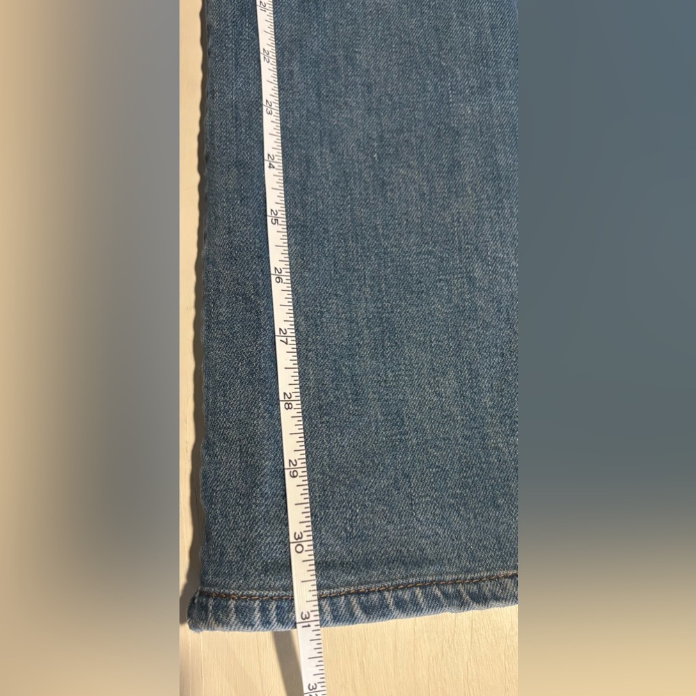 Veronica Beard Crosbie High Rise Wide Leg Jeans, Medium Wash, Size 26 - Picture 10 of 10